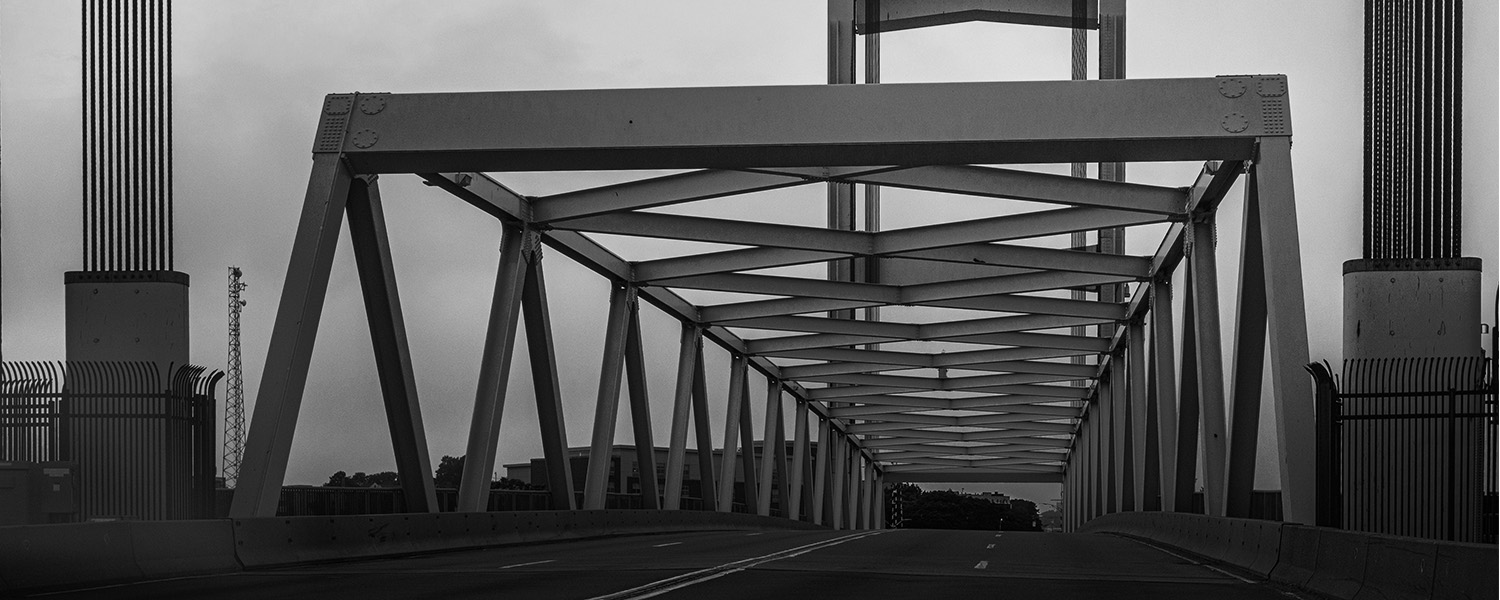Navigating the Moment bridge photo