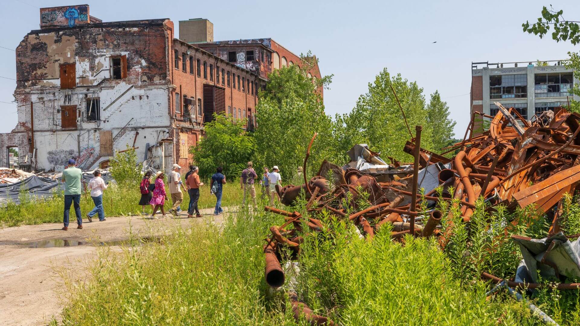 Local leaders explore the Chelsea Creeks