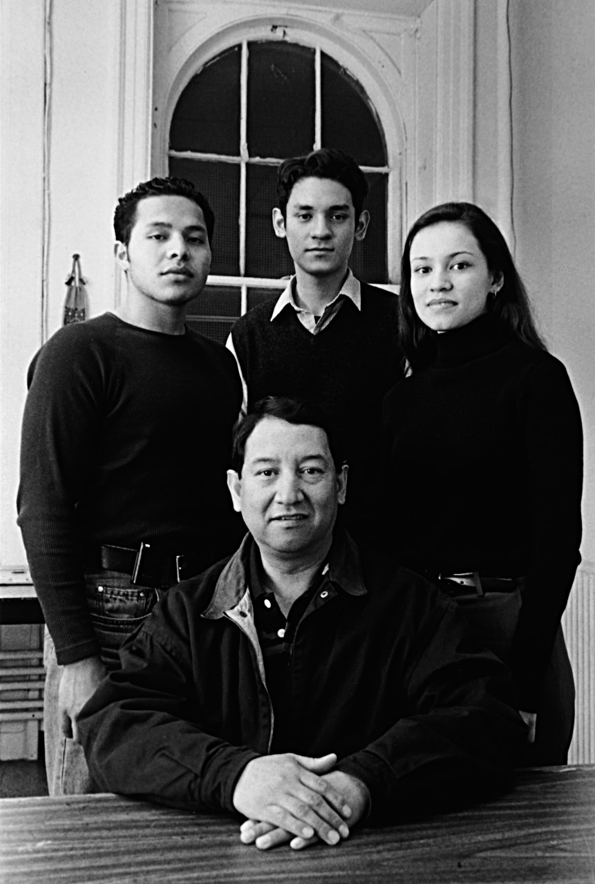 B&W photo from the 80s of Centro Presente members