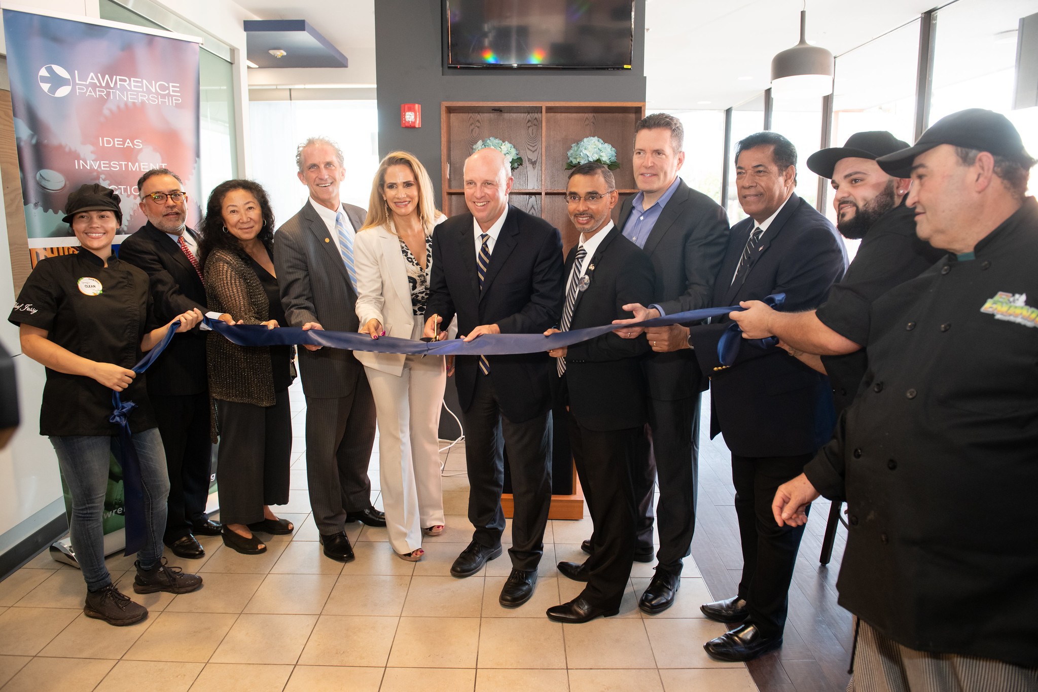 Ribbon cutting Revoloving Test Kitchen 2021