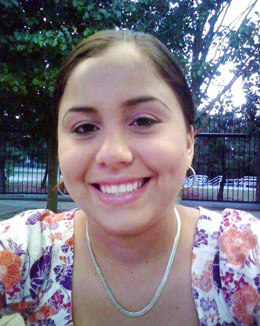 Yaoska Rayo portrait outdoors