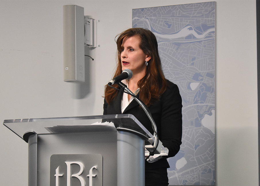 Alicia Sasser Modestino