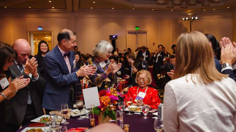 Helen Chin Schlichte